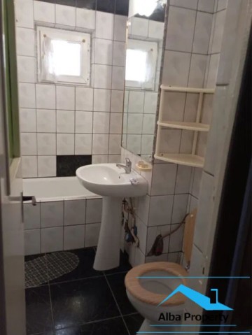 garsoniera-confort-1-zona-cetate-etaj-2-5