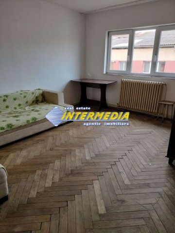 garsoniera-de-vanzare-decomandata-32-mp-in-cetate-alba-iulia-1