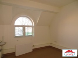 casa-mare-cu-teren-1174-mp-zona-titulescu-10
