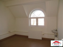 casa-mare-cu-teren-1174-mp-zona-titulescu-16