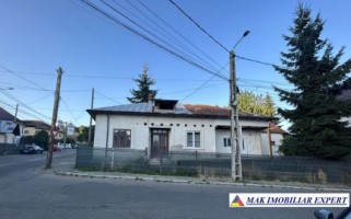 vand-casa-3-camere-teren-250-mp-in-centru-campulung-muscel-arges