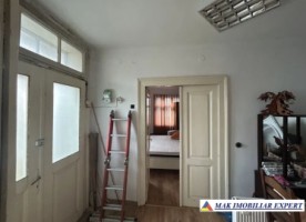 vand-casa-3-camere-teren-250-mp-in-centru-campulung-muscel-arges-7