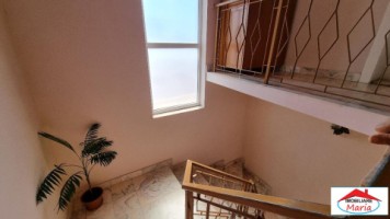apartament-la-casa-cu-garaj-si-curte-proprie-etaj-1-2
