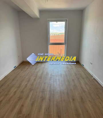 vanzare-apartament-3-camere-2-bai-2-balcoane-73-mp-utili-debara-dresing-alba-iulia-zona-cetate-hcc-7