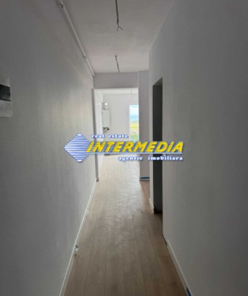 vanzare-apartament-3-camere-2-bai-2-balcoane-73-mp-utili-debara-dresing-alba-iulia-zona-cetate-hcc-10