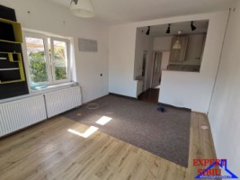 inchiriez-apartament-2-camere-la-casacu-curte-de-50-mpzona-lazaret-1