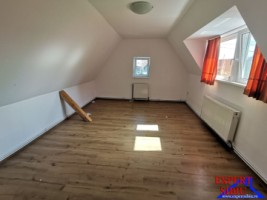 inchiriez-apartament-2-camere-la-casacu-curte-de-50-mpzona-lazaret-3
