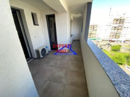 apartament-3-camere-cu-terasa-15-mp-renovat-zona-mihai-viteazul-9