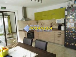 casa-noua-de-vanzare-p-cu-400-mp-teren-in-alba-iulia-finisata-complet-1