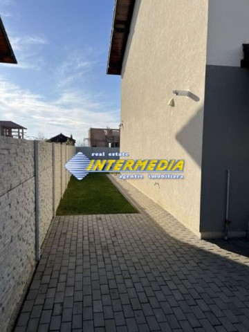 casa-noua-cu-4-camere-de-vanzare-mobilata-utilata-in-cetate-4