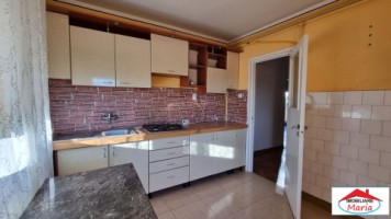apartament-ultracentral-3-camere-cu-garaj-si-beci-4