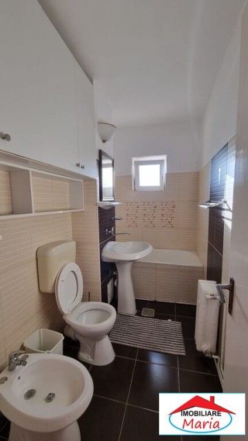 apartament-ultracentral-3-camere-cu-garaj-si-beci-6