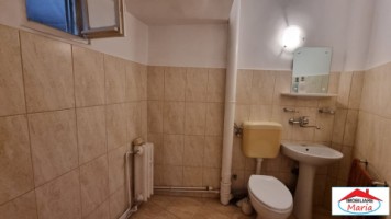 apartament-ultracentral-3-camere-cu-garaj-si-beci-11