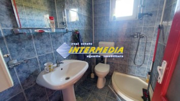 apartament-cu-3-camere-de-inchiriat-la-casa-zona-cetate-6