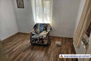 casa-3-camere-cu-teren-3270-mp-de-vanzare-in-valea-barbusii-campulung-muscel-arges-3