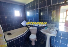 apartament-cu-3-camere-de-inchiriat-la-casa-zona-cetate-4