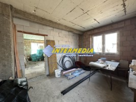 casa-noua-p1-finisata-la-cheie-cu-333-mp-teren-imprejmuita-si-toate-utilitatiile-12