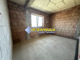 casa-noua-p1-finisata-la-cheie-cu-333-mp-teren-imprejmuita-si-toate-utilitatiile-20