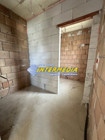 casa-noua-p1-finisata-la-cheie-cu-333-mp-teren-imprejmuita-si-toate-utilitatiile-27