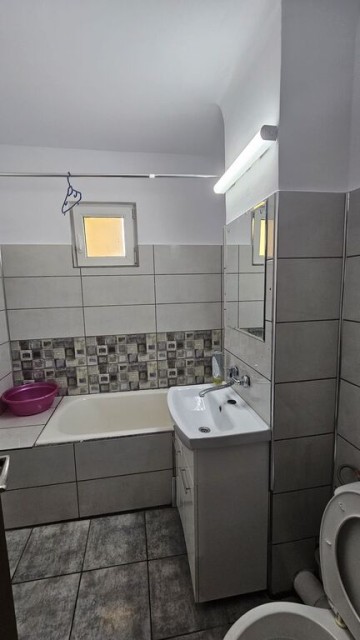 malu-rosu-3cam2bai-cf1a-dec-28-renovat-98000-euro-16