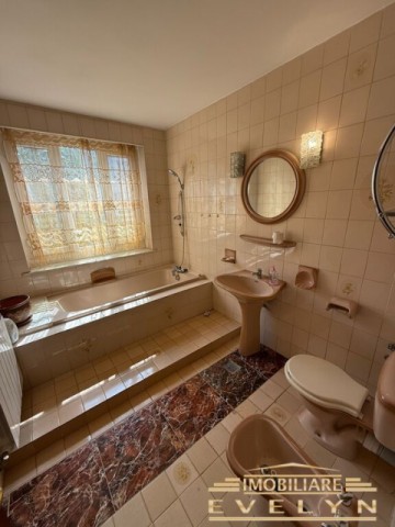 de-vanzare-apartament-3-camere-bloc-tip-vila-zona-bld-mihai-eminescu-str-armoniei-6
