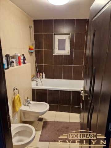 apartament-2-camere-de-inchiriat-complet-renovat-zona-piata-mare-ion-pilat-5