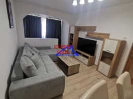 inchiriez-apartament-3-camere-decomandat-renovat-zona-mihai-viteazul-4