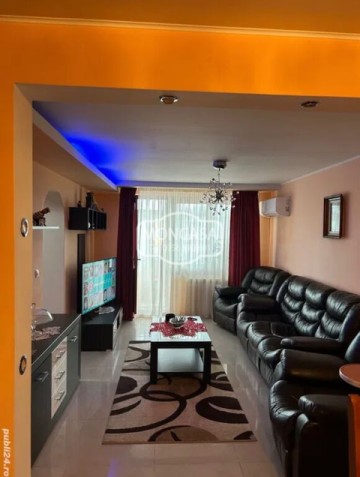 apartament-4-camere-zona-complex-bulevard-etaj-4-cu-sarpanta-2