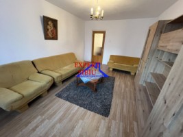 inchiriez-apartament-3-camere-decomandatzona-mihai-viteazul-2