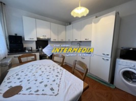 apartament-cu-4-camere-90-mp-de-inchiriat-etaj-1-in-alba-iulia-cetate-bulevard-2