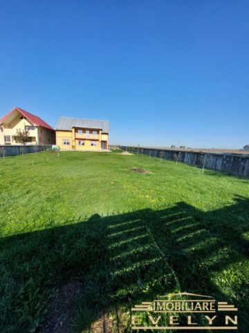 de-vanzare-casa-pm-in-brehuiesti-pozitionata-la-strada-principala-4