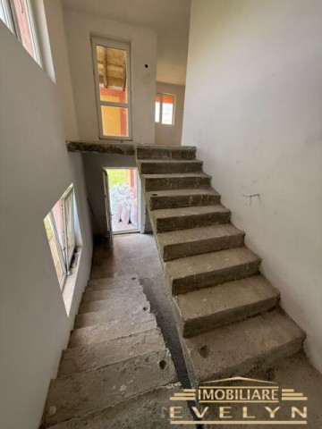 de-vanzare-casa-pm-in-brehuiesti-pozitionata-la-strada-principala-9