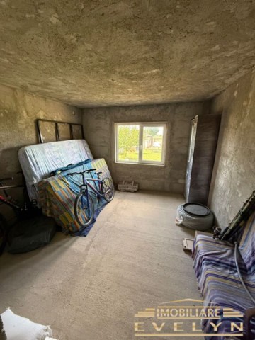 de-vanzare-casa-pm-in-brehuiesti-pozitionata-la-strada-principala-12