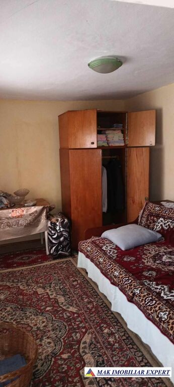 casa-4-camere-si-teren-270-mp-de-vanzare-in-giurgiu-confortabila-si-spatioasa-1