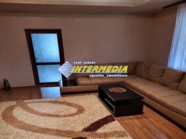 vanzare-casa-pe-de-150-mp-ampoita-cu-garaj-crama-si-finisata-1800-mp-teren-si-utilitatii