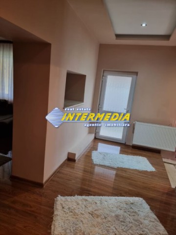 vanzare-casa-pe-de-150-mp-ampoita-cu-garaj-crama-si-finisata-1800-mp-teren-si-utilitatii-5
