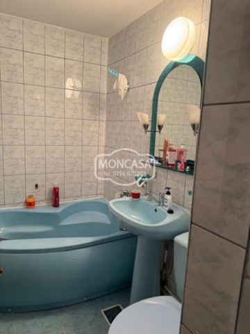 apartament-2-camere-zona-stejari-etaj-1-4