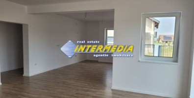 casa-noua-de-vanzare-in-alba-iulia-finisata-la-cheie-cu-teren-480-mp-2