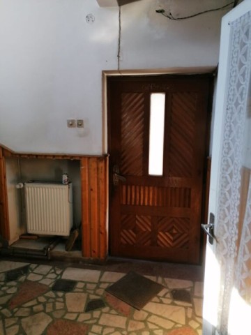 casa-in-zona-grivitei-cu-teren-de-1000-mp-9
