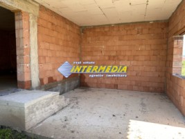 casa-noua-la-rosu-cu-4-camere-teren-aferent-386-mp-cu-toate-utilitatile-1