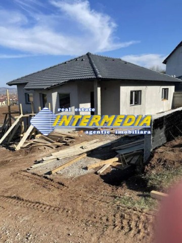 casa-noua-de-vanzare-cu-4-camere-finisata-la-cheie-in-alba-iulia-3