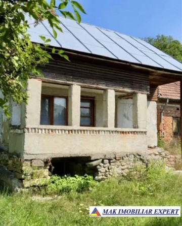 vand-3-corpuri-casa-5-camere-anexe-teren-3600-mp-badeni-stoenesti-arges-2
