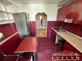 de-vanzare-apartament-2-camere-50-mp-utili-balcon-str-dimitrie-negreanu-zona-bazar-4