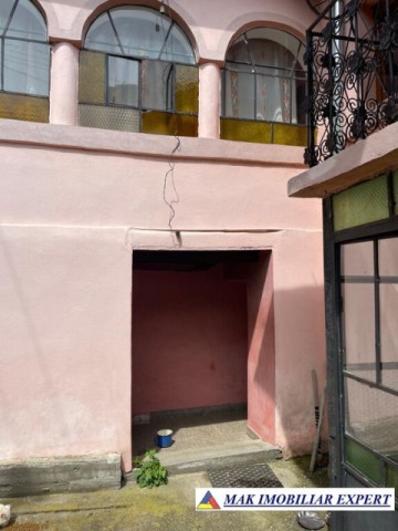 vand-casa-batraneasca-5-camere-teren-1000-mp-bonus-1ha-in-malu-godeni-arges-3