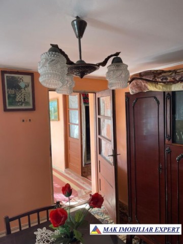 vand-casa-batraneasca-5-camere-teren-1000-mp-bonus-1ha-in-malu-godeni-arges-10