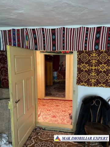 vand-casa-batraneasca-5-camere-teren-1000-mp-bonus-1ha-in-malu-godeni-arges-23