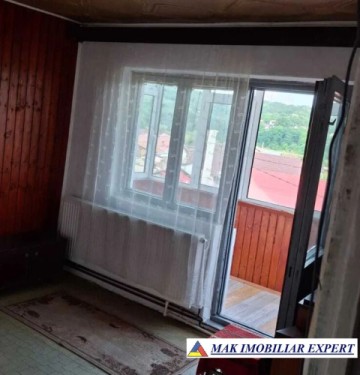 apartament-cu-2-camere-confort-1-et-2-apa-sarata-campulung-muscel-arges-1