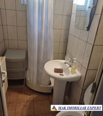apartament-2-camere-cf-1-et-14-in-flamanda-campulung-muscel-arges-6