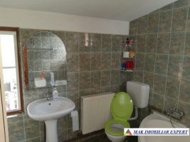 vila-de-vanzare-in-centru-campulung-muscel-arges-5-camere-teren-235-mp-37