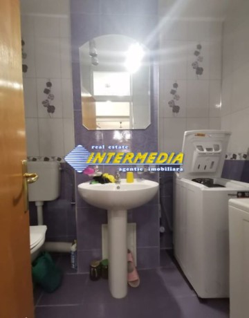 apartament-3-camere-decomandat-etaj-1-in-centru-pozitie-deosebita-2